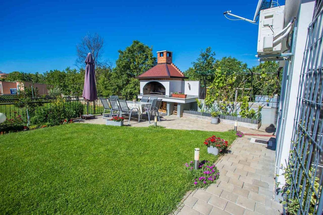 App Rosi Apartamento Poreč Exterior foto