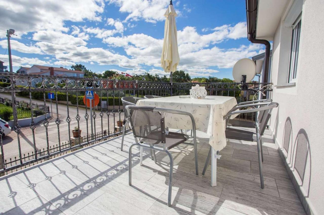 App Rosi Apartamento Poreč Exterior foto