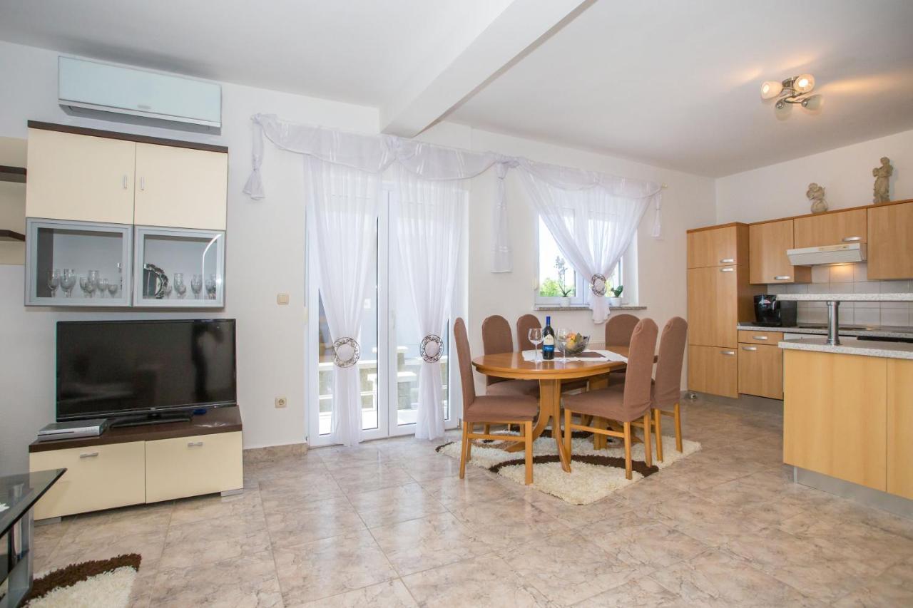 App Rosi Apartamento Poreč Exterior foto